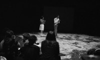 Telling 1986 Yuji Sone (please take my photograph / distraction)